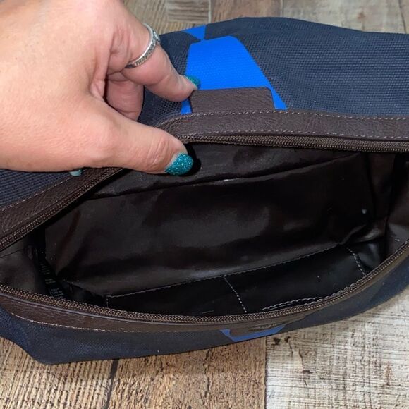 Fossil Men's Leather Framed Toiletry Travel Bag  Dark Brown Navy Blue - Picture 9 of 12